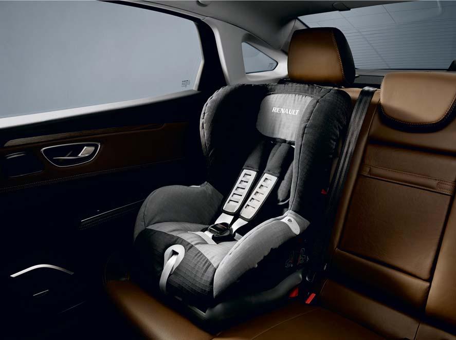 Child seat 05 Isofix Duoplus child seat - Group 1 Ensures optimum safety and protection for children aged 9 months to 4 years.