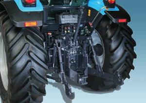 An additional 3-speed PTO providing 540/750/1000 rpm is available as an option for increased versatility.