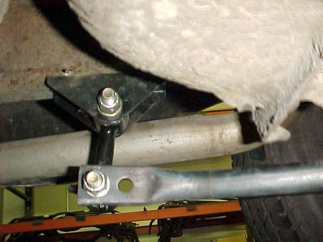 9) Rotate the sway bar so that you can bolt the brackets up to the stud plate in the frame using the 7/16 hardware from kit #T1719.