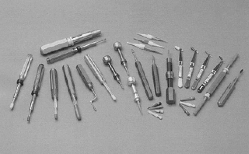 Insertion and Removal Tools for Assembly of ITH ITH INSERTION & REMOVAL TOOLS M.104013 Removal tool for #20 contacts M.104003 Removal tool for #16 contacts M.104004 Removal tool for #12 contacts M.