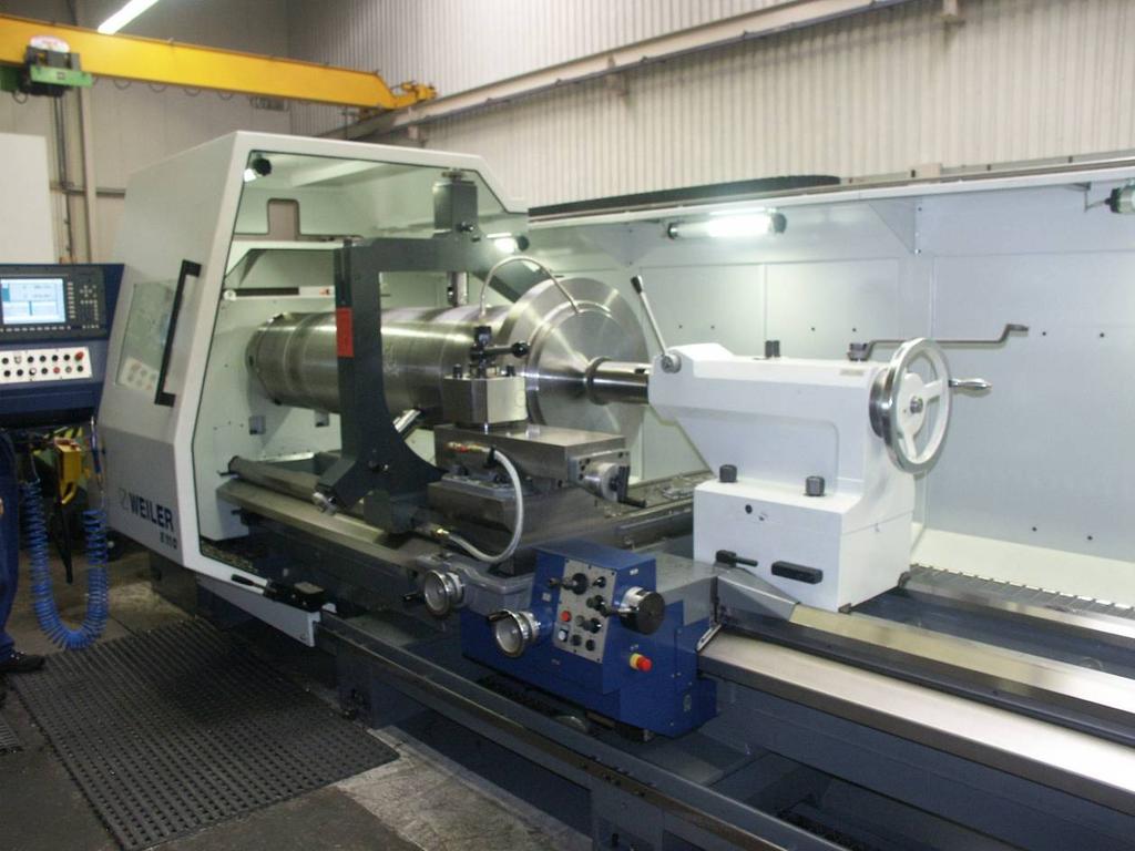 CNC lathe Weiler E110 - turning diameter over bed: 1,100 mm - turning diameter over cross slide: 730 mm - distance