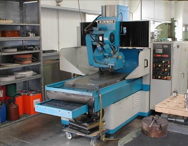 CNC surface grinding machine LGB R12070 SM - X-axis: 1,200 mm - Y-axis: 600 mm - Z-axis: 450 mm - max.