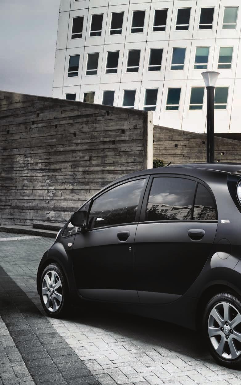 PURE INSPIRATION. CITROËN C-ZERO IS A COMPLETELY NEW AND EFFICIENT WAY TO TRAVEL, PURE AND SIMPLE.