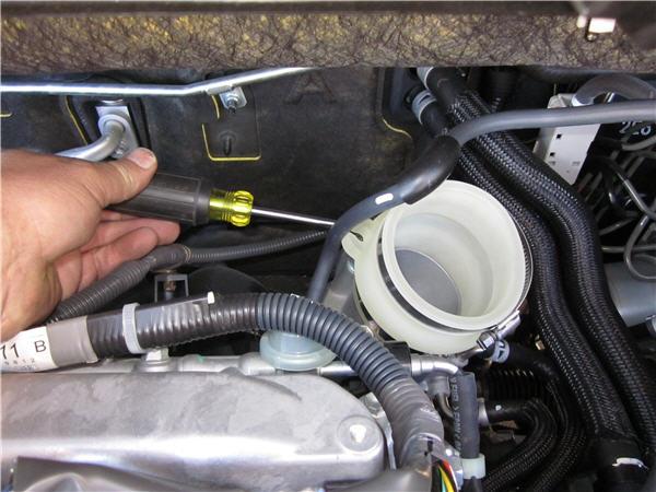 Install the TRD inlet tube as shown. (Fig. D 9) i.