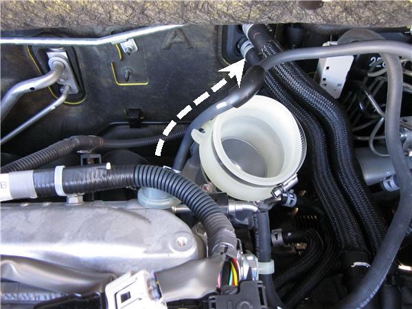 4. Secure the TRD inlet hose with the M6 bolt and large washer provided. (Fig. D 4) 5.