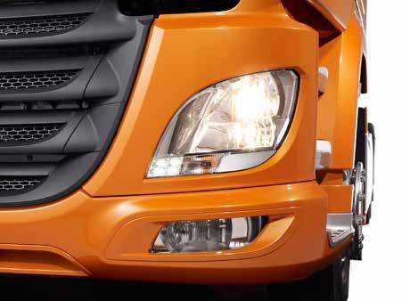 Similarly, the low cab position contributes to a perfect overview, as do the carefully positioned mirrors.