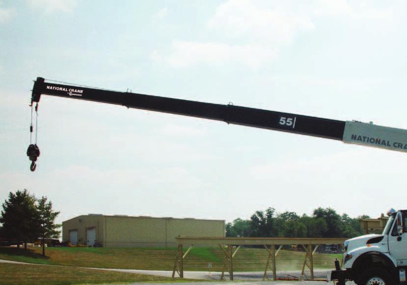 Features National Crane Series NBT45,8 t (45 USt) maximum capacity 51,2 m (168 ft) maximum tip height (ma boom) 62,8 m (6 ft) maximum tip height (boom with jib)