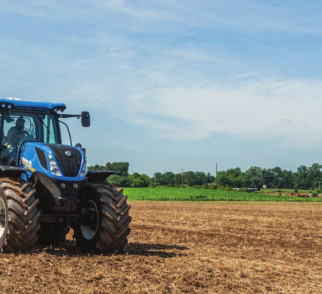 CLOSED-CENTER LOAD-SENSING HYDRAULICS Hydraulic efficiency and performance are a critical part of T7 Series tractor design.
