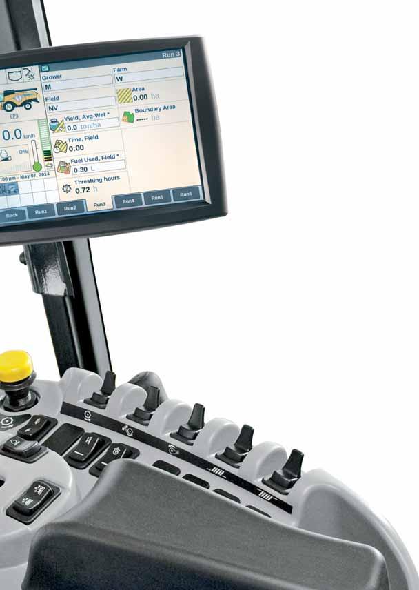 JUST TOUCH THE SCREEN Providing information on performance data, operational statistics and service data, the IntelliView IV monitor adds to optimising the combine s performance.