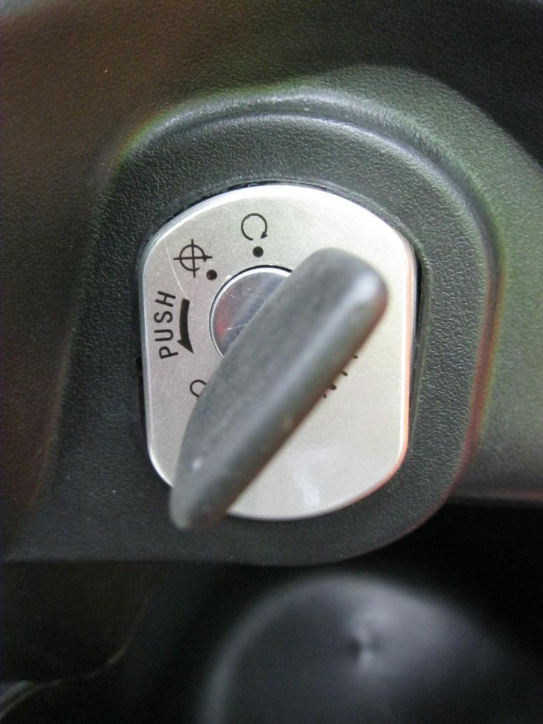 13 P a g e Key Positions in Ignition 1. This is the handlebar lock position.