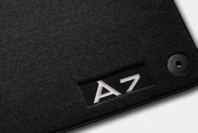 Front mats feature the vehicle logo.