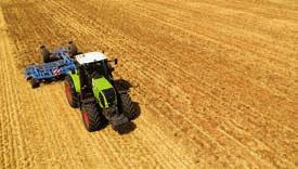 Improve the quality of your work. CLAAS steering systems take the pressure off the driver.