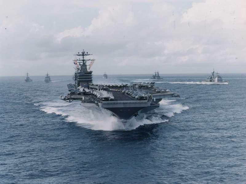 The Navy World s largest consumer of biodiesel June 1, 2005 deadline: These goals are intended to reduce the Nation s dependence on foreign oil, to improve the nation s air quality, and