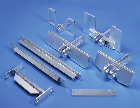 Flight bars THIELE can supply a range of flight bars to suit any type of conveyor. The flight-bar material is chosen to match the conveyed product.