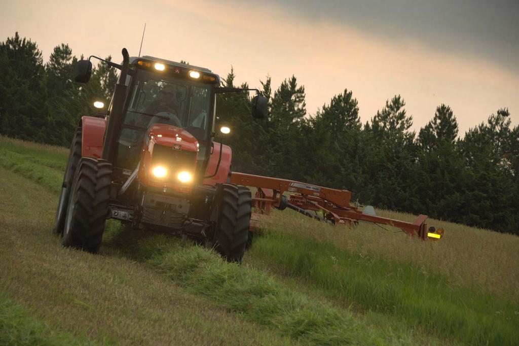 FEATURES AND BENEFITS MASSEY FERGUSON 6400 SERIES ELECTRICAL SYSTEM The 6400 Series tractors feature a powerful electrical package capable of powering multiple monitors, lighting