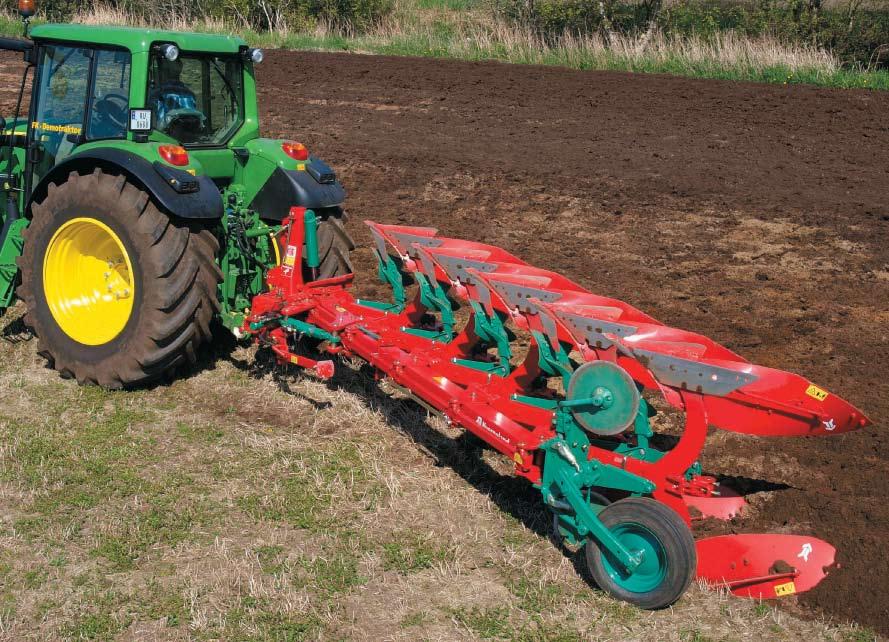 Kverneland ES & LS variable width plough Easily Adaptable to Different Soils and Tractors Improved specification with stronger main frame, 150x150mm for 2, 3, 4 and 5 furrow models and redesigned