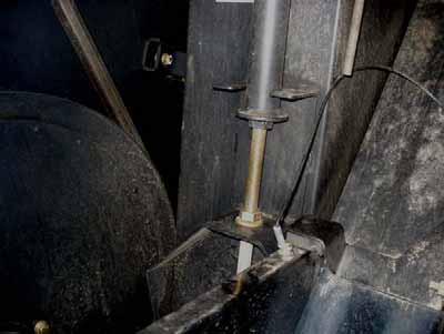 22 Larger Cross Auger The clean grain elevator capacity is rated at