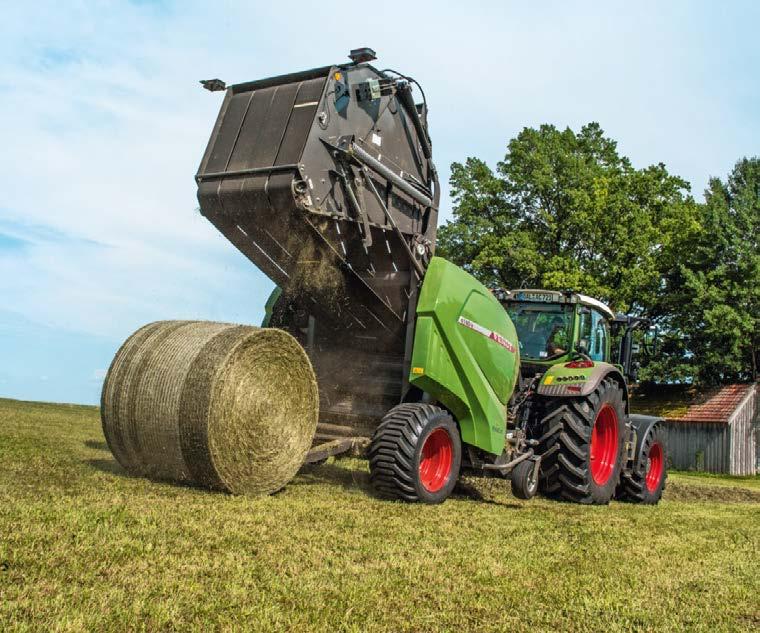 The mechanical tail gate valve gives the variable baler system the constant pressure required to produce exact bale diameters.