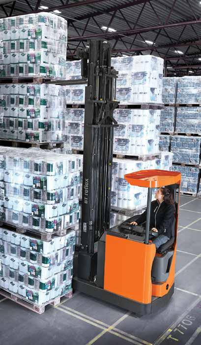 NARROW-WIDTH REACH TRUCKS 17 TOYOTA BT REFLEX N-SERIES Designed and built for applications requiring a narrow chassis width, such as block stacking or drive-in racking, or for work in tight