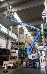 Self-Propelled Articulating Z -Booms Self-Propelled Articulating Z-Booms Electric ed, Bi-Energy and Hybrid Your choice for reaching indoor working heights of 11.14 m (36 ft) to 20.16 m (65 ft 7 in).