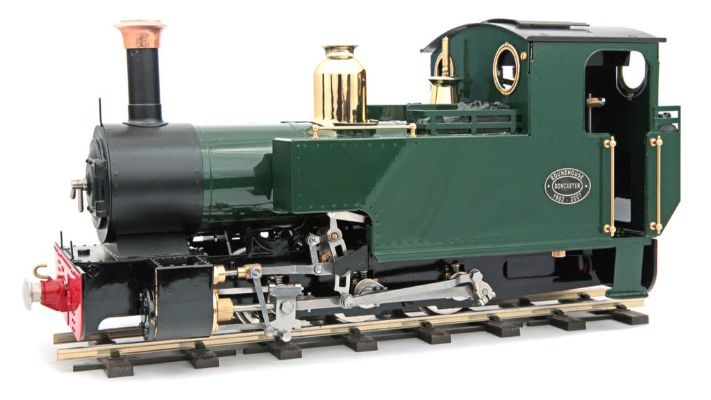 Silver Lady Classic Series 2007 was the 25th Anniversary year of Roundhouse and to mark this occasion, we introduced Silver Lady, a deluxe version of the venerable Lady Anne locomotive which has been