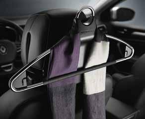 82 612 871 (Hatchback) 82 612 888 (Estate) On-board experience 02 Hanger on headrest It allows you to carefully hang your