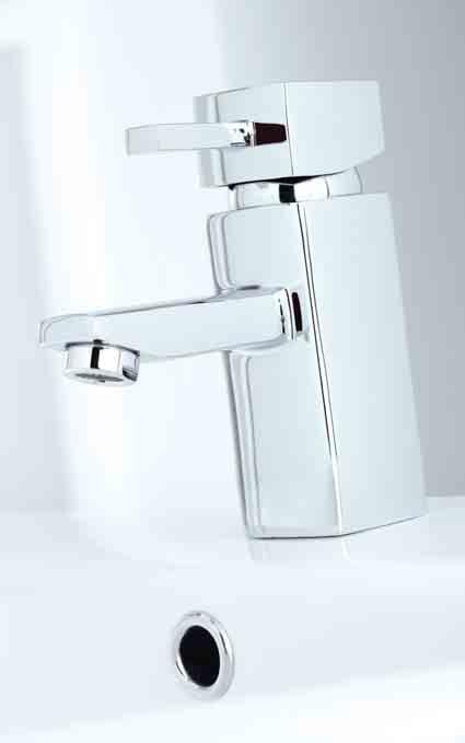 Rubic Mono basin mixer with pop up waste Bath filler 151 61 152 109 82