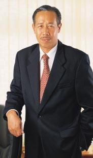 Profil lembaga PENGARAH YB. Joseph Salang Gandum Pengarah Dato Dr. Abdul Rahim bin Haji Daud Pengarah Eksekutif Berusia 53 tahun, Dato Dr.