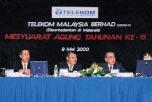 Maybank telah diwakili oleh Pengarah Eksekutif, YBhg. Dato Mohammed Hussien, Encik Tong Hon Keong, Pengurus Besar Sistem Maklumat dan Encik Abdul Aziz Peru Mohamed, Pengurus Besar Perbankan Pengguna.