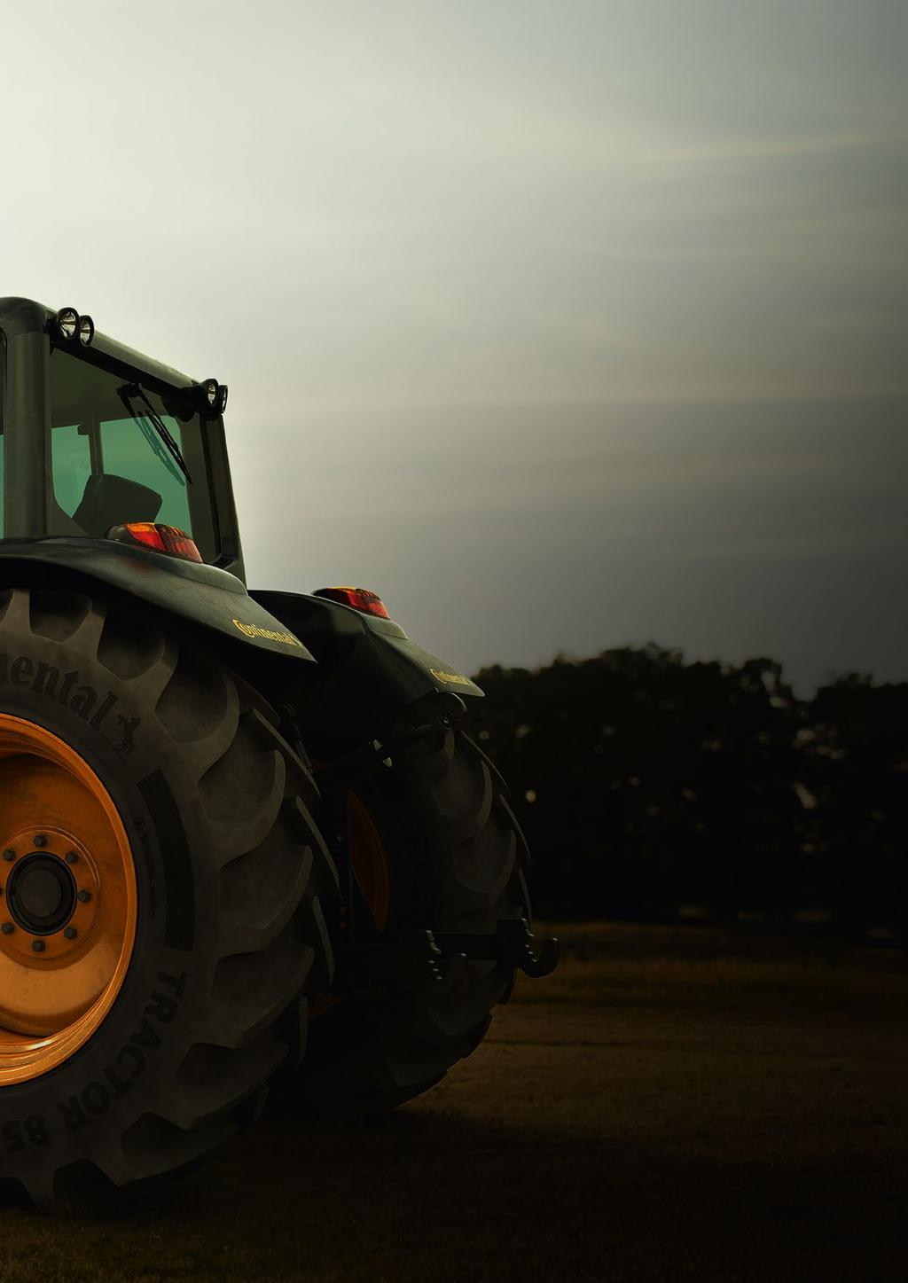 8 / 9 The all-rounder that fits every job The Tractor85 is a tire for all seasons and all surfaces.