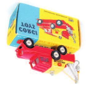 Lot 1628 1628 Corgi Toys, 247 Mercedes Benz 600 Pullman, metallic red body, cream interior, windscreen wipers, spun hubs, in original all card box (NM,BVG) 50-80 1629 Corgi Toys, 417