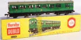 Lot 645 645 A Hornby Dublo 3232 3 rail Co- Co diesel locomotive, pick up collectors worn, some corrosion spots on sides under paintwork, with instructions, box lid tape repaired (FG- BD) 50-80 646 A