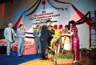 the University of Wollongong, Australia on 19 May 2001 in Jakarta, Indonesia.