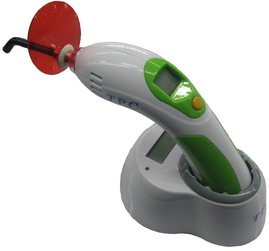 TPC User Manual LED 70N Cordless LED Curing Light LED70 must be installed and operated by a qualified dental professional.