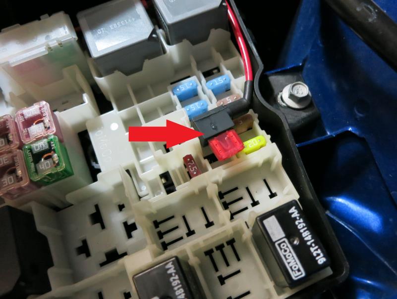 If the location you use has an existing fuse, make sure that fuse is rated for at least 10A and is switched