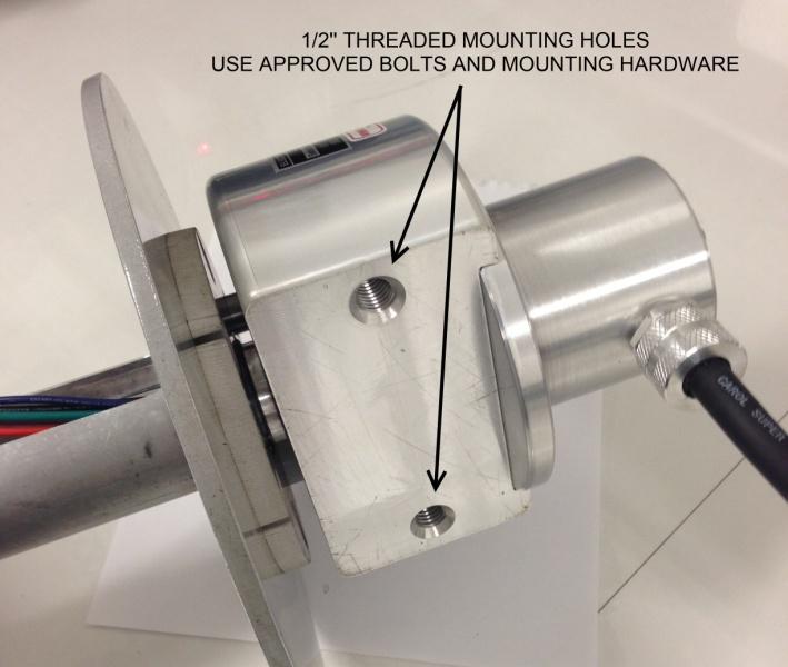 Model EC3 100 To install an extension cord on a model EC3 100 reel it is not necessary to open the junction box on the mounting block of the reel. Simply install a male plug on the factory pigtail.