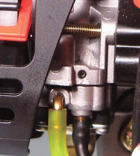Turn Idle mixture needle anticlockwise to reduce engine idle speed 800 r/min to set idle speed at 2,700 r/min.