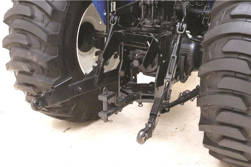 Rear Axle Heavy-duty, cast iron In-board Planetary Final Reduction Stronger than previous out board/bull gear design, which is dated technology 7936lb/3600kg towing capacity Mechanical Rear