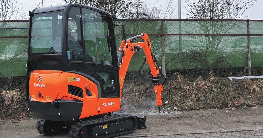 To optimise stability when using heavy attachments, the KX016-4 tracks