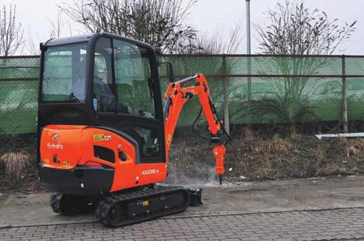 Variable track gauge To optimise stability when using heavy attachments, the KX016-4 tracks can be