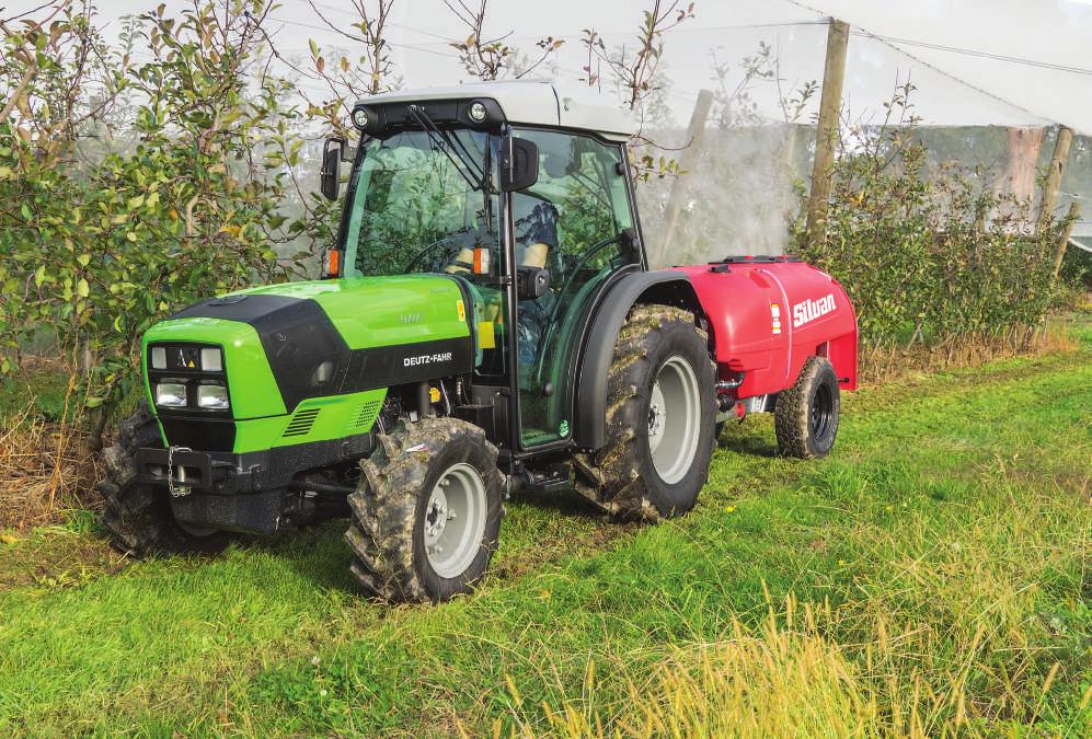 VINEYARD AGROPLUS 420 PL MAIN FEATURES Fuel efficient 96hp SDF engine with cruise control Flat platform ergonomic cabin Forward/reverse wet clutch power shuttle with modulation The right gear for the