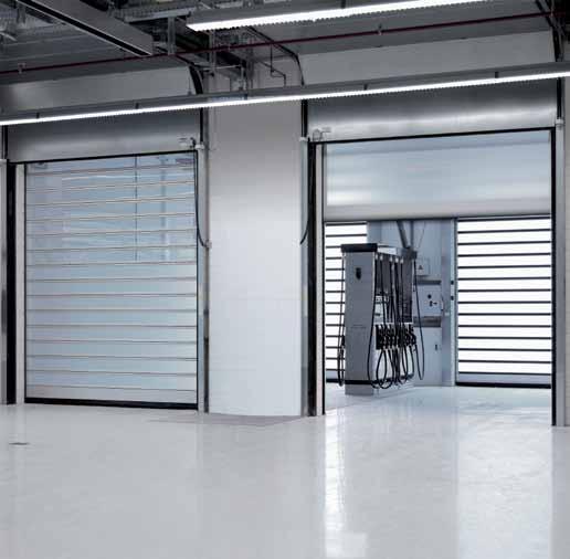 In addition to the familiar advantages of an EFAFLEX High-Speed Spiral Door, such as quality and speed, the EFA-STT also stands out for its highly transparent door blades.