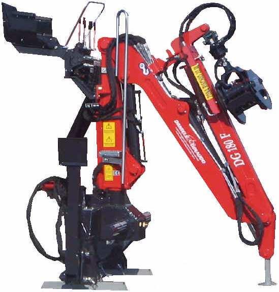 SERIE DGF Forestal loader moment (KNm) extension (m) workable gradient Rotation angle Capacity of the pump (Lt/min) DG 180 F 20 4,00 20 400 30 600 Hydraulically-controlled stabilisers; Hydraulic