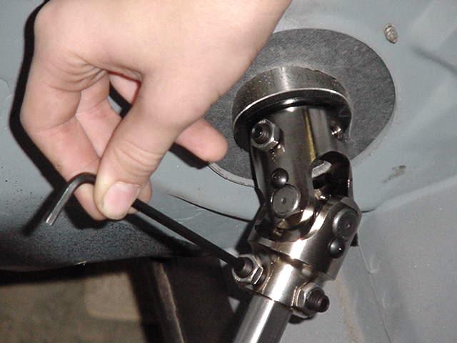 Rack & Pinion Universal Joint System Dimple 1) Install support-bearing mount onto the rear cradle bolt. (Diagram below). Note: The angle of this mount is set for most applications.