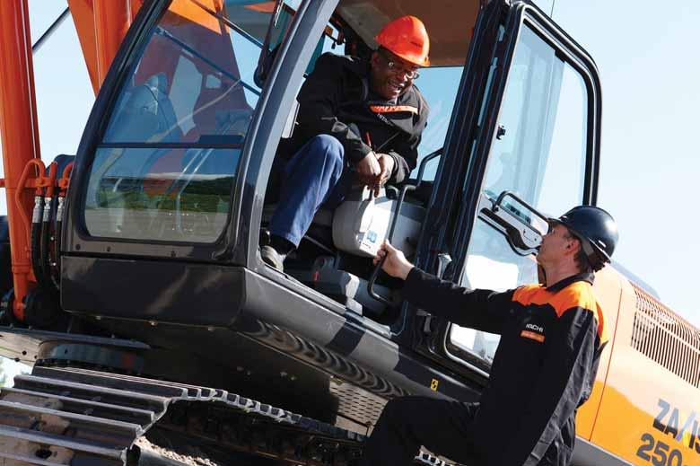 ZAXIS 135US SUPPORT CHAIN As soon as you become a Hitachi customer, you can rely on first-class after-sales