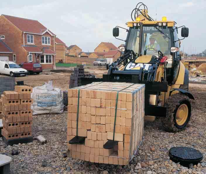 Loader Versatility The 432E Loader now has even greater performance. Powerful Loader Performance The 432E Parallel Lift Loader offers self levelling as standard, ensuring faster loading cycles.