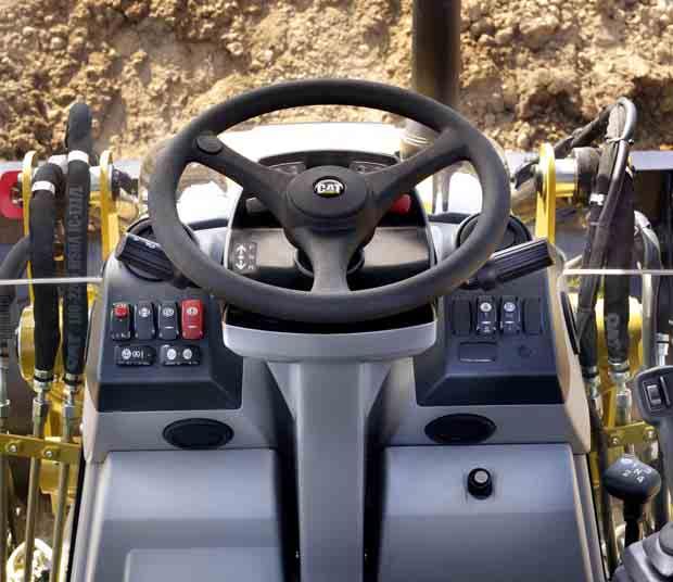 All Wheel Braking All Wheel Braking is standard on all 432E Backhoe loaders. When driving in two wheel drive, applying the brakes engages four wheel drive, maximizing brake effectiveness.