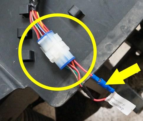 If you are not installing a turn signal, reconnect the jumper to the 9-pin connector that was