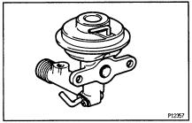 Torque: 27 N m (280 kgf cm, 20 ft lbf) (c) Reconnect the following hoses to the EGR valve: Vacuum hose Pressure hose 6.