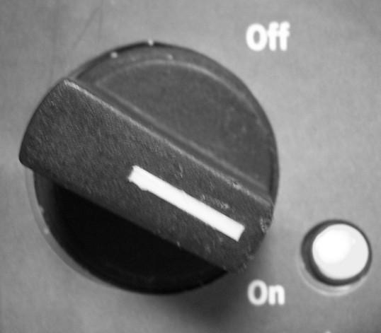 Press the Internal Battery Status button. The green light should appear indicating the battery is charged.